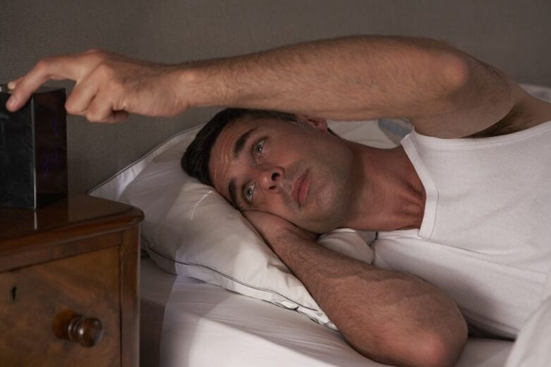 mất ngủ ở nam giới bị viêm tuyến tiền liệt cấp tính